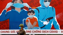 Bình luận Việt Nam may mắn trong phòng chống COVID-19 là "không khách quan"