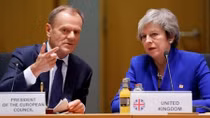 Thủ tướng Anh đề xuất "hạn chót" tiến trình Brexit lên EU