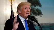 Tổng thống Trump thừa nhận đang bị điều tra vụ việc thông đồng với Nga