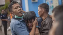 227 người tử vong, Indonesia tiêu điều vì sóng thần