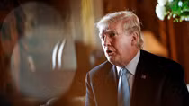 Tổng thống Trump thẳng tay cắt viện trợ một loạt quốc gia Trung Mỹ