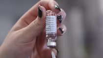 Đức tìm ra nguyên nhân gây đông máu sau khi tiêm vaccine COVID-19