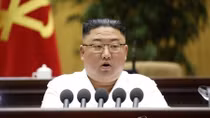 Ông Kim Jong-un bất ngờ đưa "Tháng Ba gian khổ" vào lời kêu gọi