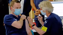 Australia khởi động chương trình tiêm vaccine COVID-19 quy mô lớn