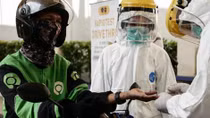 Lo sợ dịch bùng nổ sau tháng lễ, Indonesia cấm người dân di cư