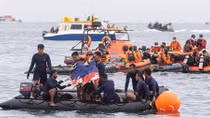 Phát hiện nhiều tình tiết mới vụ máy bay Indonesia rơi