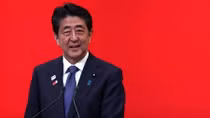 Ông Shinzo Abe trở thành Thủ tướng tại nhiệm lâu nhất lịch sử Nhật Bản