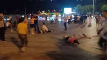 Xe điên lao vào đám đông tại Trung Quốc, 9 người thiệt mạng