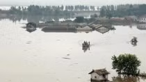Ít nhất 76 người thiệt mạng, Triều Tiên lao đao sau lũ dữ