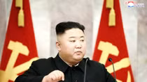 Ông Kim Jong-un tái xuất, chủ trì cuộc họp về "răn đe chiến tranh"