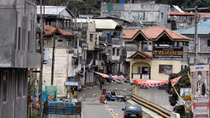 Phiến quân Maute chiếm xe, cướp vũ khí chống trả quân đội Phillipines