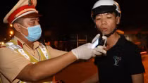 Nhậu trước khi đi làm, tài xế xe khách bị phạt 17 triệu đồng