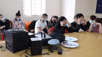 14 thanh niên thuê khách sạn chơi ma tuý