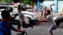 Mâu thuẫn khi ăn tại quán nướng, nam HS bị chém trọng thương