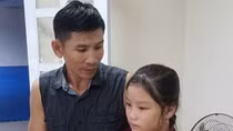 Chui vào cống trú mưa, hai cha con suýt mất mạng