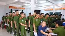 Gần 300 Cảnh sát hiến máu nghĩa tình vì đồng đội thân yêu