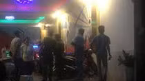 Chém đứt lìa bàn tay vì nợ tiền hát karaoke