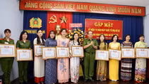 Khen thưởng gần 40 nữ cán bộ, giảng viên Đại học CSND