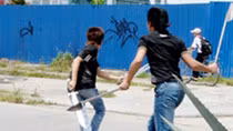 Bênh người tình, mang mã tấu chém xối xả 2 người