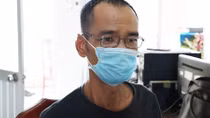 Tạt chất bẩn để đòi nợ gần 2 tỷ đồng