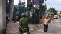 Đâm vợ, ép uống thuốc trừ cỏ vì ghen tuông