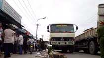 Truy tìm tài xế xe ben cán chết nữ sinh rồi bỏ trốn