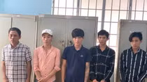 Cướp xe “đối thủ” sau hỗn chiến