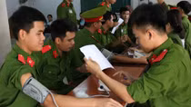 Hơn 400 Cảnh sát hiến máu nghĩa tình vì đồng đội thân yêu