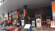 Dừng xe ngủ trên ô tô tại cây xăng, đôi nam nữ mất hơn 1,1 tỷ đồng