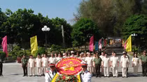 Dâng hương tri ân anh hùng, liệt sỹ An ninh Trung ương Cục miền Nam