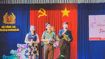 Đêm nhạc “Tựa đóa hoa đời” thấm đẫm nghĩa tình