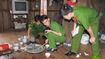 Đâm bạn nhậu đứt động mạch cổ tử vong