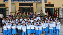 Trường Cao đẳng ANND II nghĩa tình với học sinh nghèo vùng lũ