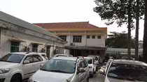 Thuê ô tô đắt tiền, làm giả giấy tờ rồi đi cầm cố