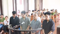 54 năm tù cho nhóm đối tượng giết người tại quán bar