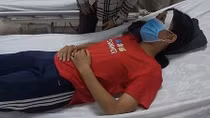 Nữ sinh lớp 7 bị hành hung sau va chạm giao thông