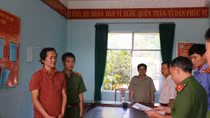 Giám đốc "bỏ ngoài sổ" trốn hơn 1,6 tỷ tiền thuế