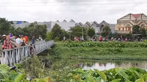 Nam thanh niên tử vong bên lề đường nghi sốc ma tuý