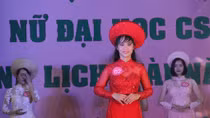 Ngỡ ngàng ngắm "bóng hồng" Cảnh sát trong tà áo dài dân tộc