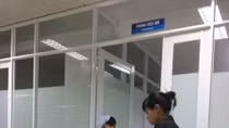 4 nữ công nhân nhập viện cấp cứu vì tai họa từ trên... trời