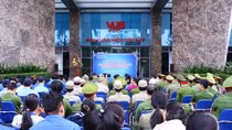Cuối năm cảnh giác nạn đập kính ô tô trộm tài sản