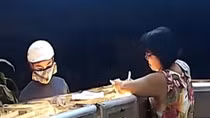 Ráo riết truy lùng đối tượng bịt mặt cướp tiệm vàng ở Bình Dương