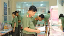 Khai mạc trưng bày giới thiệu sách tại Trường Cao đẳng ANND II