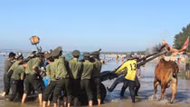 Hơn 60 sinh viên An ninh ra quân bảo vệ môi trường biển