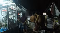 Truy sát kinh hoàng trước nhà trọ, 3 người nguy kịch