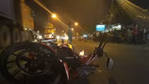 Ba người thương vong do va chạm xe máy trong đêm