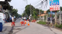 Kẻ đâm chết người nghi “tình địch” ra đầu thú