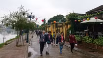Sắp xếp hàng rong, vỉa hè phố Hội An