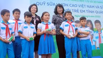 Chương trình sữa học đường đến với trẻ em tỉnh Quảng Nam