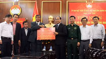 Tỉnh Sê Kông ủng hộ người dân vùng lũ Quảng Nam gần 300 triệu đồng